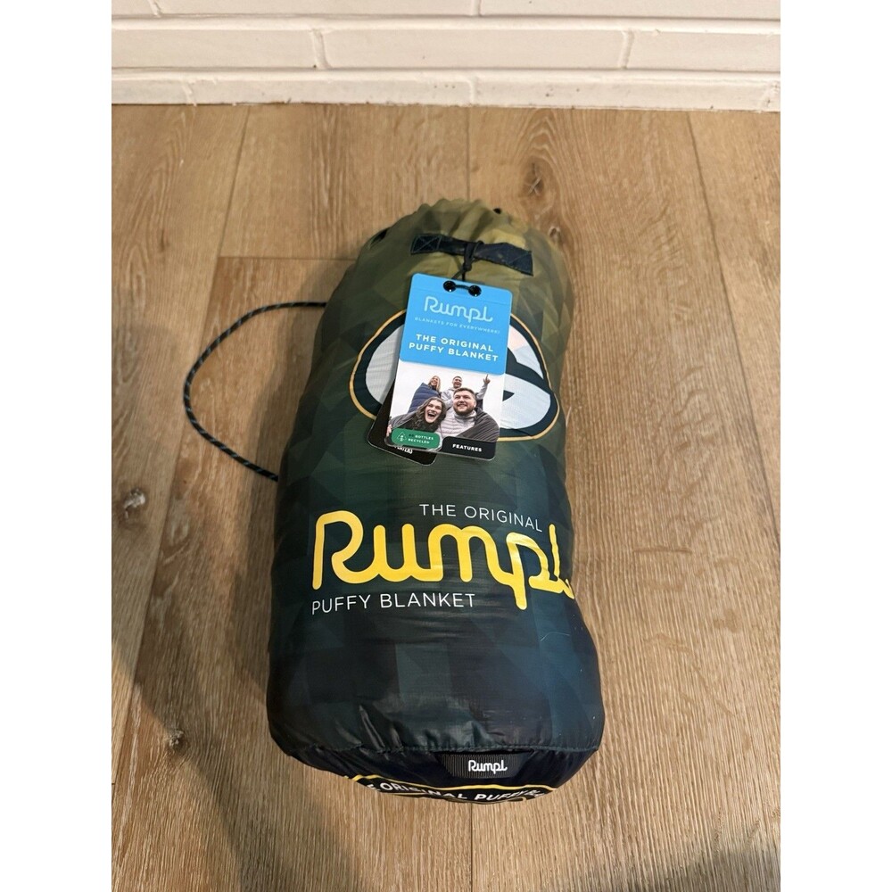 Rumpl Blanket NFL Green Bay Packers Puffy Blanket 52”x75” NWT Rare